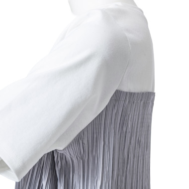 LIEU ルゥ ／プリーツTシャツ（white x silvergray）｜Tops