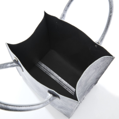 M Roseエンメローズ／スクエアトート(NERO) 菊池京子 M Roseエンメローズ／シャイニースクエアトート( argento)｜Bag｜Kyoko