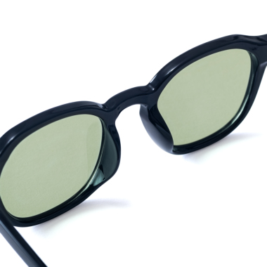 eye・vista アイヴィスタ / カラーレンズサングラス(black x khaki