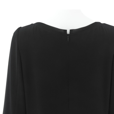 L'UNE リュンヌ／バックサテンジョーゼットブラウス（BLACK)｜Tops