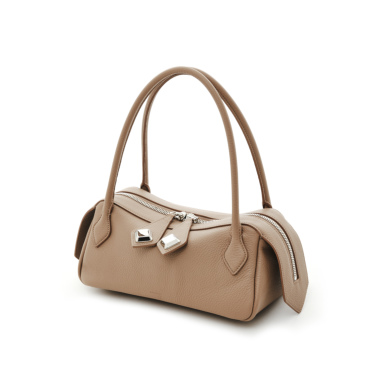MINOBOSSI ミノボッシ／ANNAカーフレザーボストンバッグ（camel beige