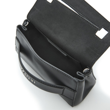 ORCIaNI/オルチアーニ イタリア製ブラックカーフレザー スリムショルダー ORCIANIオルチアーニ／チェーンバッグ(NERO)｜Bag｜Kyoko Kikuchi's