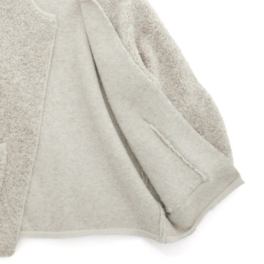 菊池京子Sonni d'oro! ベージュブークレノーカラージャケットkkclo sonnidoroソニードーロ / ブークレージャケット（beige）｜Outer